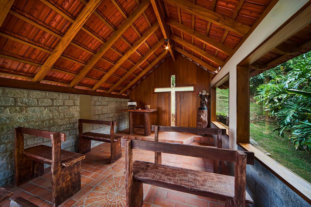 Hotel Pousada Dos Pinhos Pedra Azul  Esterno foto